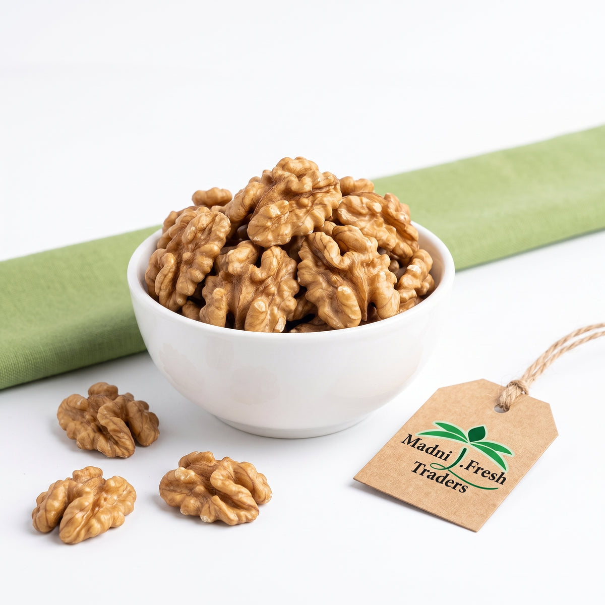 Akhrot Giri (Walnut Without Shell)